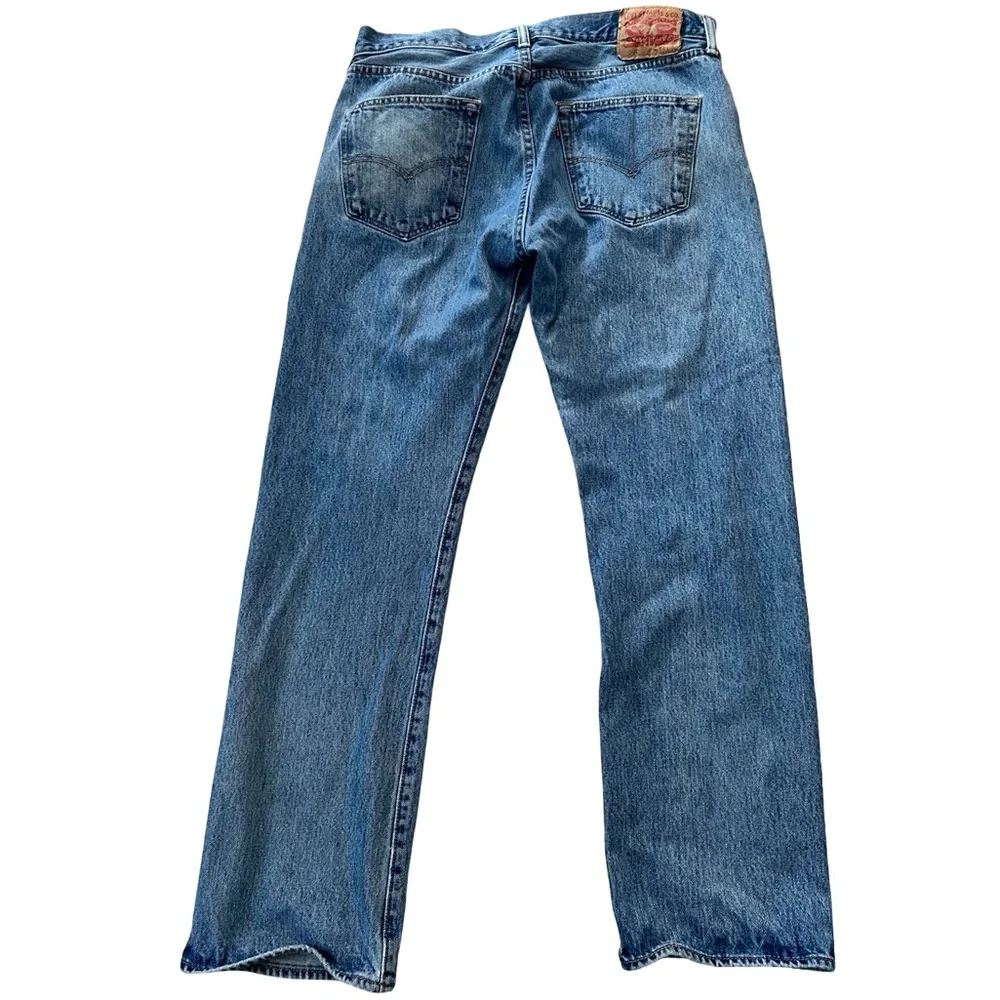 Levi’s 501 Blue Classic Button Fly Straight Leg Worn-In Distressed Jeans 34x30